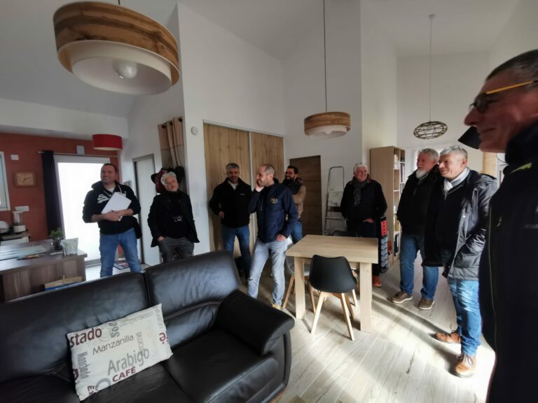 bca8a214-6689-44ec-9690-4fa78fc122a0-768x576